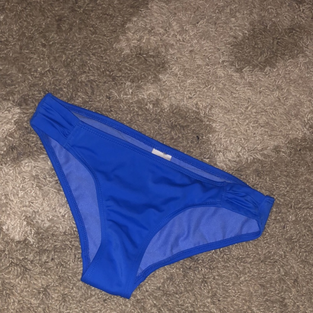 Bikini bottoms